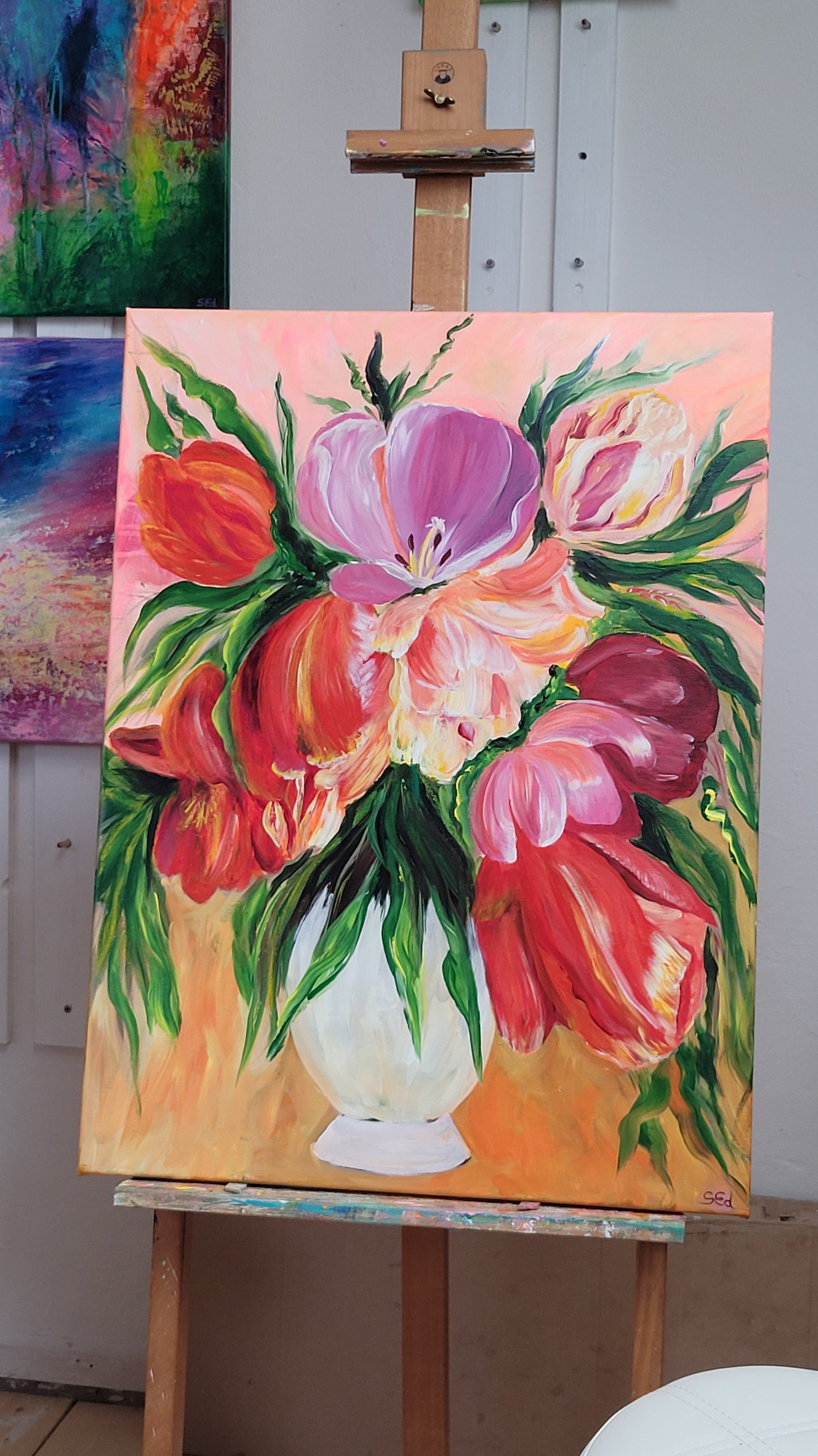 Tulips in a vase, 70x50 cm