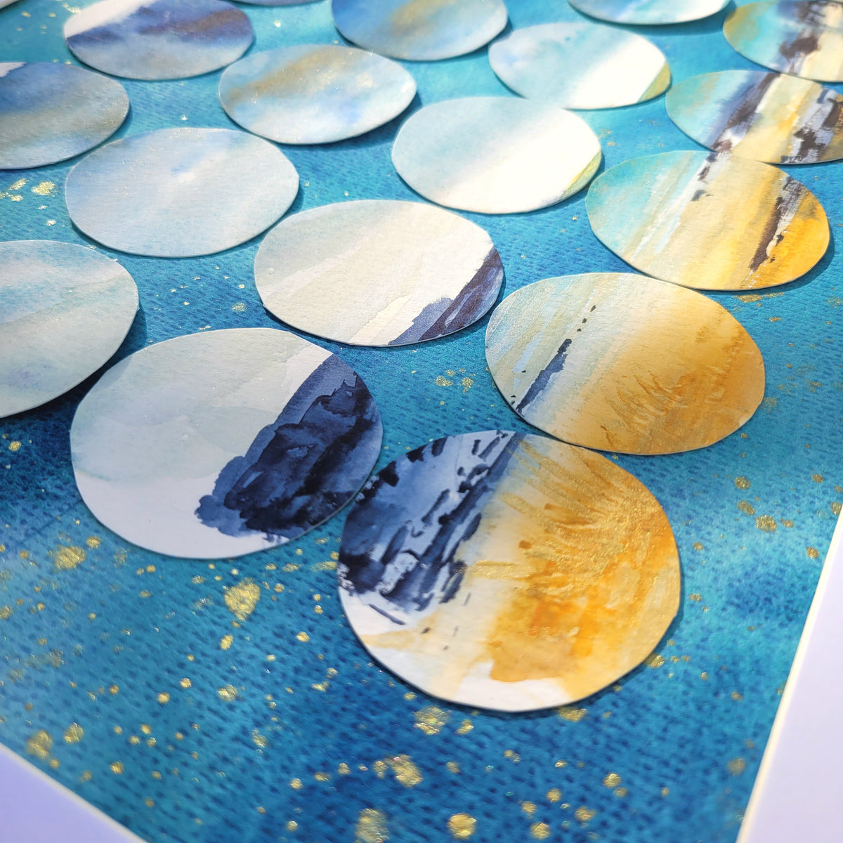 ´24 Circles´, 27x38cm (approx. 10.6 × 15.0 inches)
